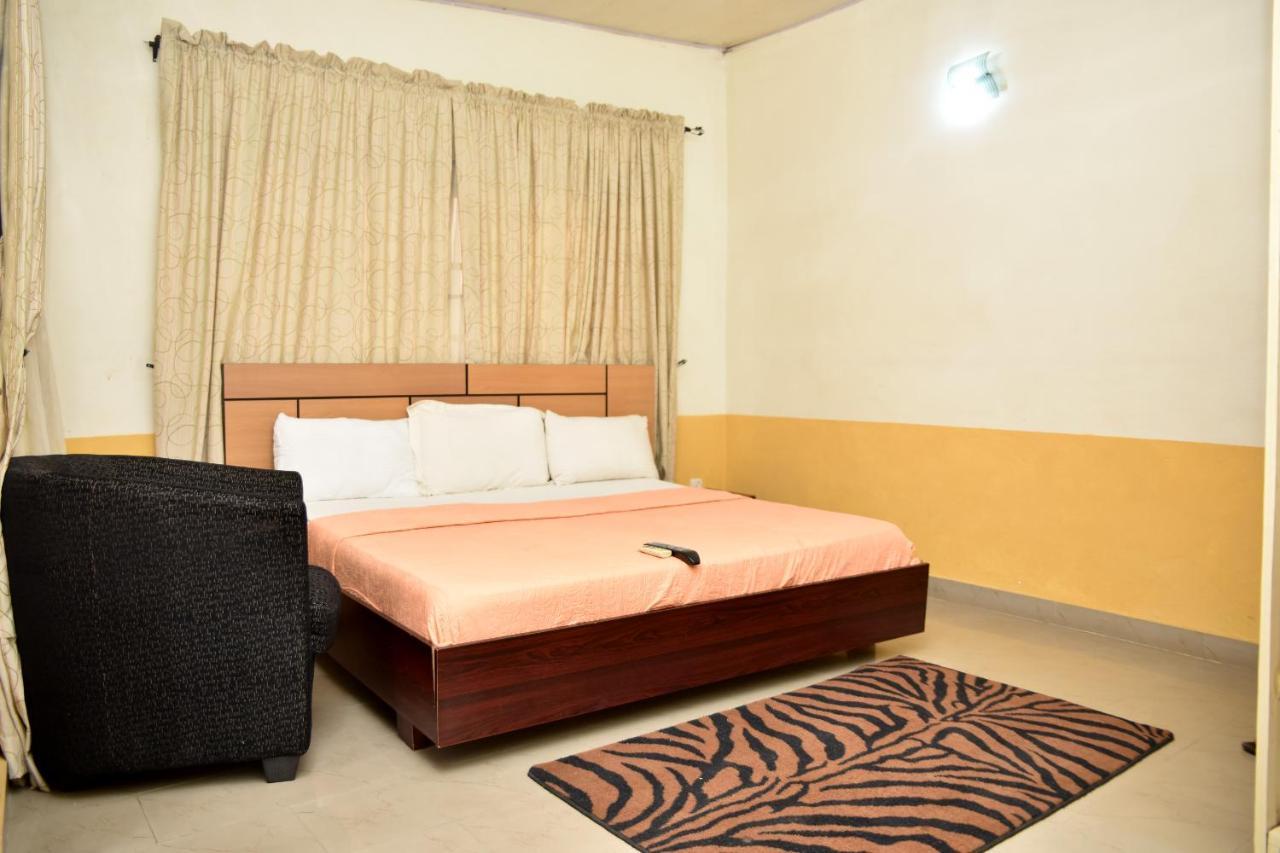 Koraf Hotels Abuja Bagian luar foto