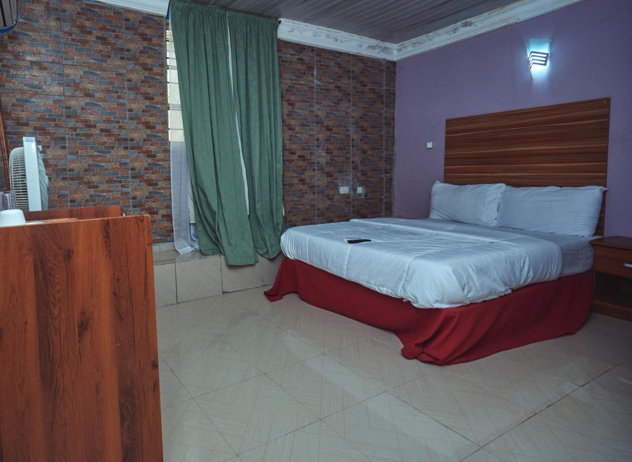 Koraf Hotels Abuja Bagian luar foto