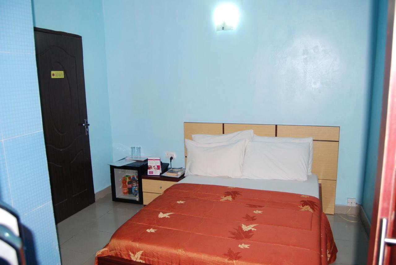 Koraf Hotels Abuja Bagian luar foto