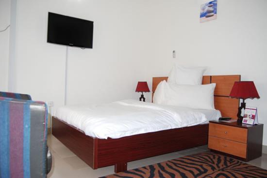 Koraf Hotels Abuja Bagian luar foto